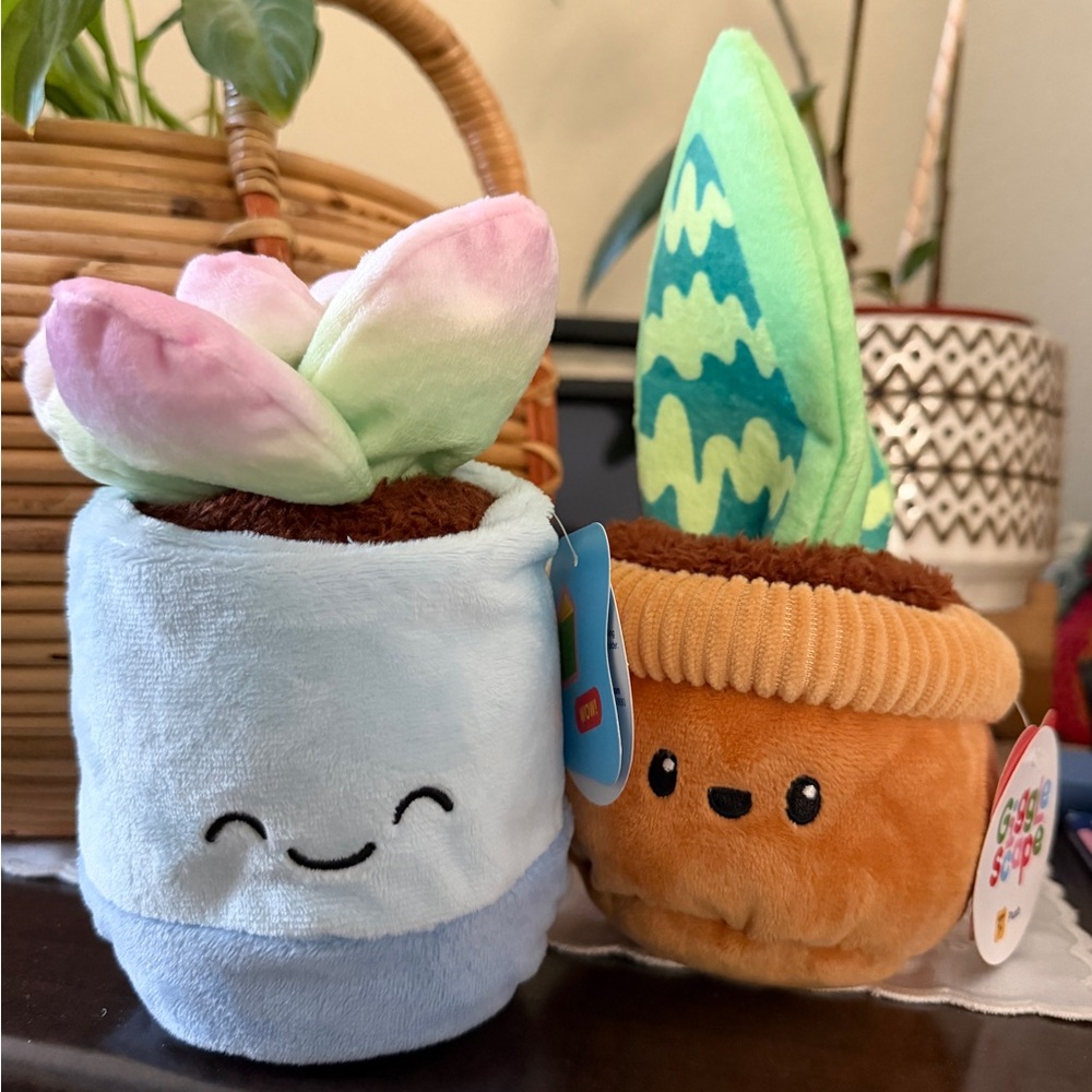 Plush Plant Stuffed Animal - Gigglescape